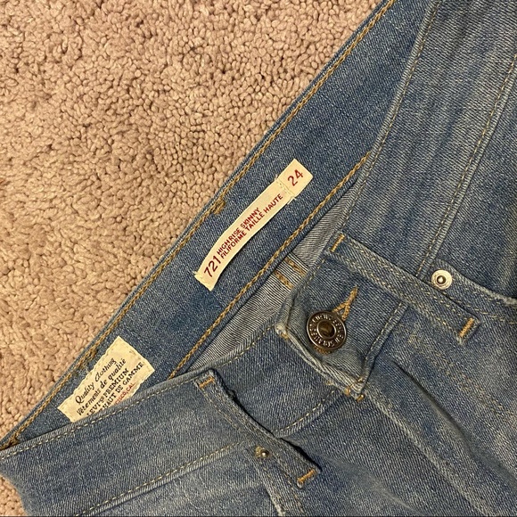 Levi’s 721 High Rise Skinny Jeans - Picture 5 of 7